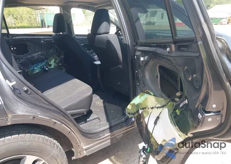 2018 Toyota Rav4 Xle из США, поврежденный, VIN JTMRFREV3JJ719558